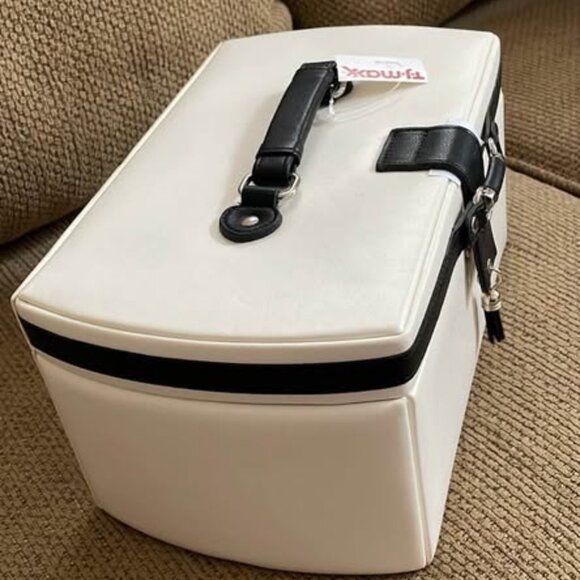 White /Black Jewelry Box with Handle NWT - Picture 2 of 8